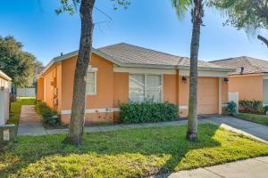 Το κτήριο όπου στεγάζεται  η παραθεριστική κατοικία