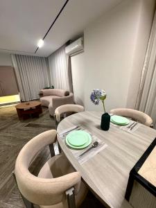 Ruang duduk di Hayah Inn Cairo - Rehab City