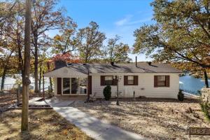 Fotografie z fotogalerie ubytování Amazing Lake Experiences! Private Hot Tub, Aamazing Dock, Firepit & Two Layers of Decks v destinaci Buck Creek + 105 fotografií