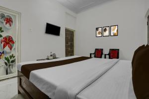 TV/trung tâm giải trí tại Hotel O K K Guest House +21 ảnh
