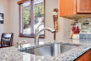 Φωτογραφία από το άλμπουμ του Ideal Cove with Amazing Dock, Kayaks & Fire Pit στο Sunrise Beach +55 φωτογραφίες