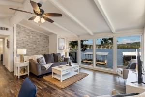 Gallery image of Private Dock & Fireplace Steps from Osage Beach in Camdenton