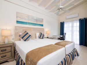 Postel nebo postele na pokoji v ubytování Time Out Hotel