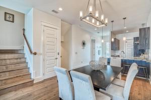 Χώρος καθιστικού στο Sandy Toes by 30A Escapes +32 φωτογραφίες