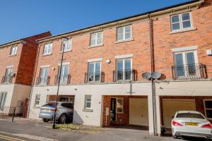 Budova, kde se prázdninový dům nachází