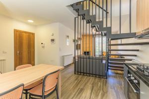 Η κουζίνα ή μικρή κουζίνα στο Valley 2BR Apartment In Faraya +33 φωτογραφίες