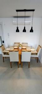 Φωτογραφία από το άλμπουμ του Apartamento Novinho na Praia de Palmas em Gov Celso Ramos σε Governador Celso Ramos