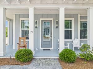 Mặt tiền/cổng chính của Do Grayt Things by 30A Escapes