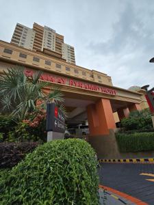 Здание апартаментов/квартиры