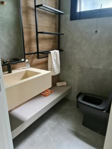 Koupelna v ubytování Refugio na Serra + 71 fotografií