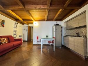 Η κουζίνα ή μικρή κουζίνα στο La casa in centro