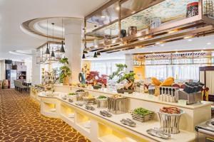 Jídlo v hotelu nebo okolí