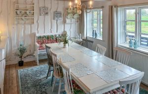 Χώρος καθιστικού στο Beautiful Home In Stege With Wifi