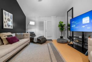 Fotografie z fotogalerie ubytování Comfortable, Sleeps 5, 3 Beds Free Cancellation v destinaci Auburn