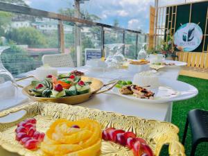 Jídlo v hotelu nebo okolí