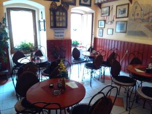 Εστιατόριο ή άλλο μέρος για φαγητό στο Guest House U Náhonu
