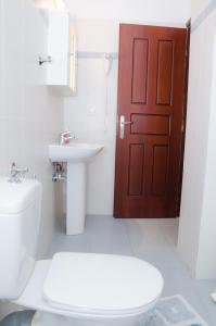 A bathroom at Nefeli