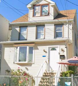 Budova, kde se ubytování v soukromí nachází