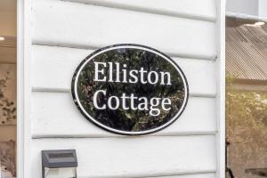 Certifikát, hodnocení, plakát nebo jiný dokument vystavený v ubytování Elliston Cottage North Hobart x 2