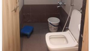 Koupelna v ubytování Hotel O Lords