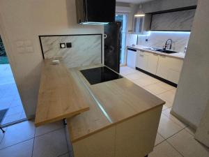 Køkken eller tekøkken på Villas du Golf Domaine Royal Green