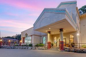 Gallery image of Atlantis Family Waterpark Hotel, an Ascend Collection Hotel in Wisconsin Dells