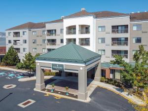 Tòa nhà nơi khách sạn tọa lạc +159 ảnh