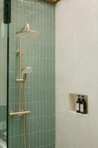 Koupelna v ubytování Turtle Villa + 62 fotografií