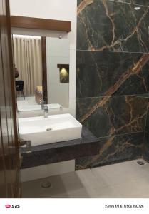 Ένα μπάνιο στο Luxurious home