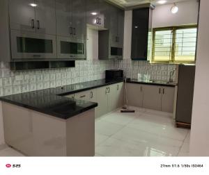 Η κουζίνα ή μικρή κουζίνα στο Luxurious home +9 φωτογραφίες