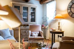 Posezení v ubytování Casina Le Conserve