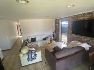 Afbeelding uit fotogalerij van Exclusive Room 5 minute walk to GC500 start line in Gold Coast