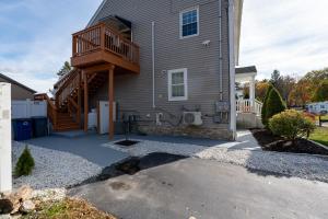 Το κτήριο όπου στεγάζεται  το διαμέρισμα