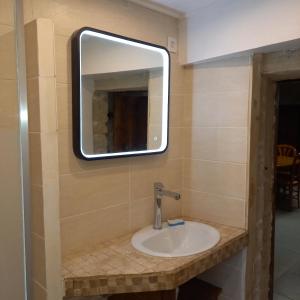 Koupelna v ubytování Troglo De Denise