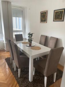 Fotografie z fotogalerie ubytování apartman Sandra v destinaci Niš + 8 fotografií