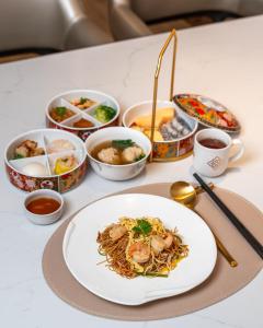 Jídlo v hotelu nebo okolí