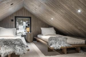 Khu vực ghế ngồi tại North Suite Sky by Hilla Villas