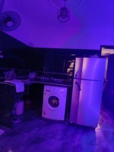 Η κουζίνα ή μικρή κουζίνα στο The Cave +5 φωτογραφίες