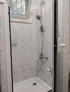 Koupelna v ubytování Cozy Harbor Retreat