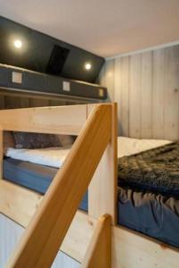 Postel nebo postele na pokoji v ubytování Apartament EverySky Plac Ratuszowy Ale Antresola