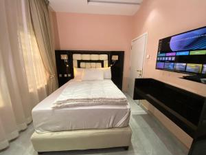 Afbeelding uit fotogalerij van Vivee Aura Service Apartment in Lagos