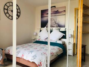 Postel nebo postele na pokoji v ubytování Appartement Prive Arbore Calme