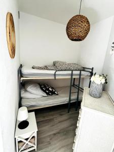 Postel nebo postele na pokoji v ubytování Charmant studio vue mer et port