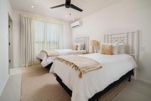 Krevet ili kreveti u jedinici u okviru objekta Sorrento 10 villa +6 fotografija