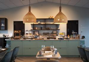 Φαγητό σε αυτό το ξενοδοχείο ή κάπου εκεί κοντά