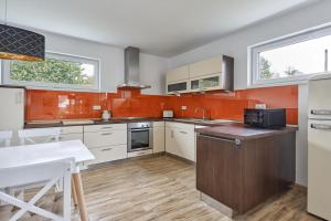 Kuchyň nebo kuchyňský kout v ubytování Holiday house near Karlovy Vary + 4 fotografie