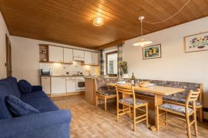 Η κουζίνα ή μικρή κουζίνα στο Ciasa Miriam