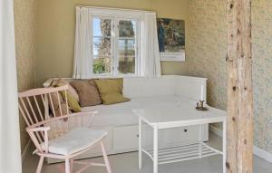 Χώρος καθιστικού στο Nice Home In Præstø With Wifi