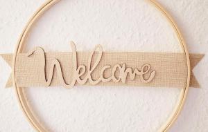 een bord met het woord merg op een hoepel bij K96 Og in Marienfelde