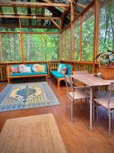 Κήπος έξω από το River Cabin 1BR Breathtaking Chirripó Retreat